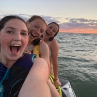 Rori Vesy (@rori_vesy) 's Twitter Profile