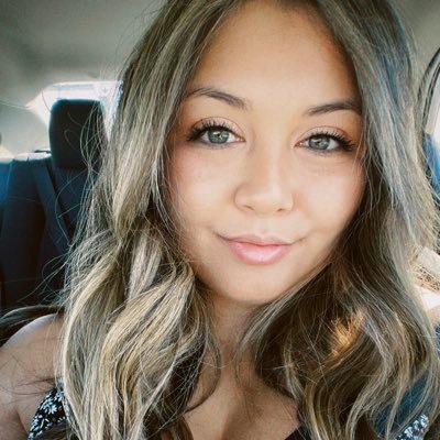 CSC Softball Alum | #ForeverFitty 💕 | JRG🌹 | CO ✈️ TX @lovely.blush Ambassador. 10% off Code: Aspy10