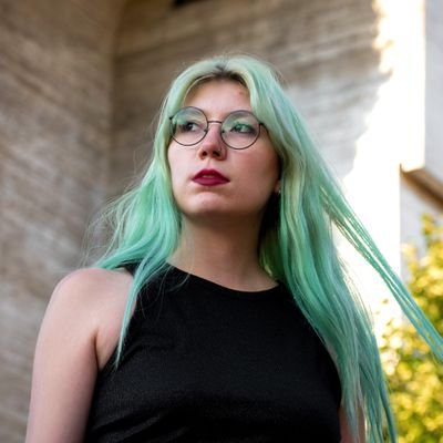 🇧🇪 Twitch▪️modèle▪️danse▪️psychologie ▪️makeup
Instagram/Youtube/Twitch ➡ @ Orysea