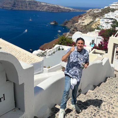 AngelMa21533292's profile picture. Music and art lover and maker…