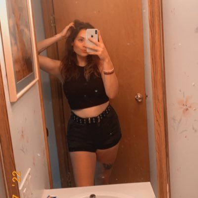 samanthagib23's profile picture. bonas