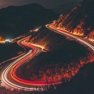 bettervibes_t's profile picture. Making your days better and your nights a vibe🎧