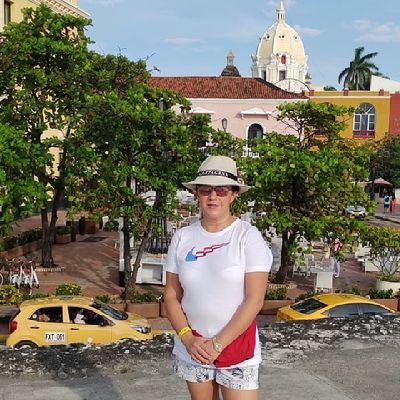 Amo mi país y creo que todo puede estar mejor 🇨🇴 Economista, Especialista en Gestión Humana, Tecnóloga en Administración Financiera.