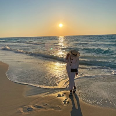 AShalayel's profile picture. Graphic Designer                                 https://t.co/lr9Q4OoQle