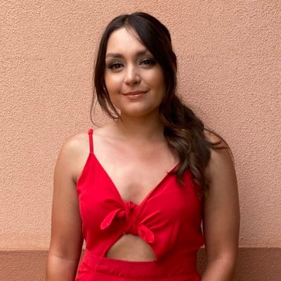 theFPLgirl's profile picture. Just a girl who is an FPL lover — Wanting to prove that girls can play the game and know what they are talking about ⚽️❤️ #fpl