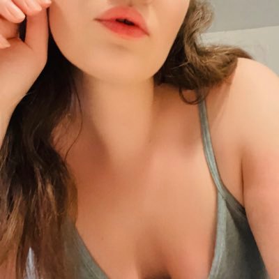 WrenViv's profile picture. Lingerie|Feet Pics|Dick Ratings                Only Fans 😜https://t.co/8eS2htqBZF  Feet Finder 👣 https://t.co/MaQydqmCPB