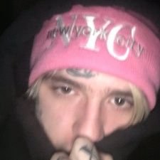 starvingwen's profile picture. 14 |  Black🇨🇦 | any pronouns | non edtwt/fatphobes dni | ♡