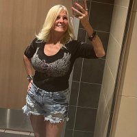 Tina Damron - @TinaDamron2 Twitter Profile Photo