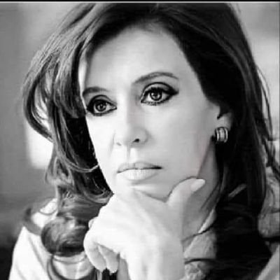con orgullo seguidora y admiradora del cuadrazo político más grande de la historia ,Cristina Kirchner....✌✌docente, psicóloga social estudiante de derecho Unlam