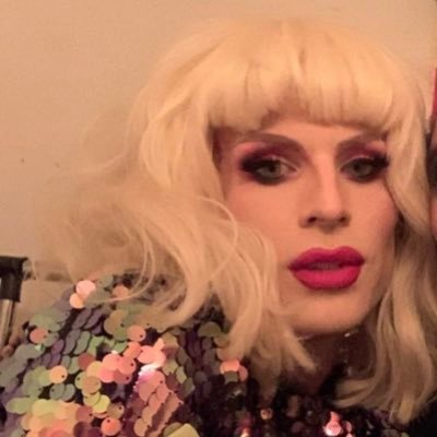 z946xi's profile picture. 20 • they/she