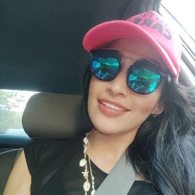 . 👩🏻‍⚕️🙏🏼 Esfuérzate y se valiente 👌🏽
Protege tus sentimientos y sigue tu vida ❤️
