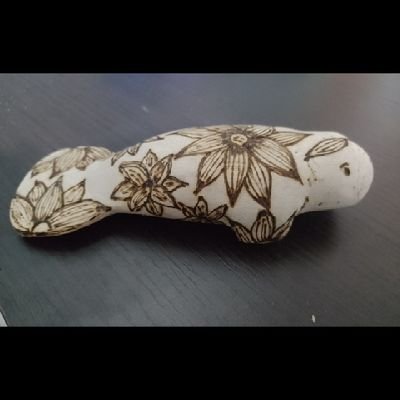 Artesana de corazón, amante de la biodiversidad, mujer emprendedora.