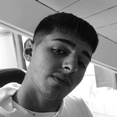 codewithsala's profile picture. Frontend developer y estudiante de Ingeniería informática. Amor por la programación y la vida proactiva y emprendedora. La disciplina por encima de todo