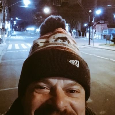 Skatista, Publicitário (em formação), Editor de vídeo, Video-maker, Fotógrafo, Repositor (supermercado), Motorista de aplicativo.