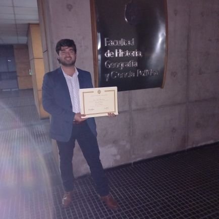 Franco_Humanist's profile picture. Licenciado en Historia, Sociologo PUC. Colocolino, Madridista. #ACAB, #APRUEBO #Libertadalospresospolíticos