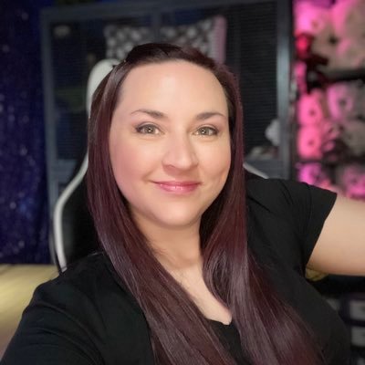 Wife || Mom || Nurse || Crocheter || Streamer || Not a monkey ||