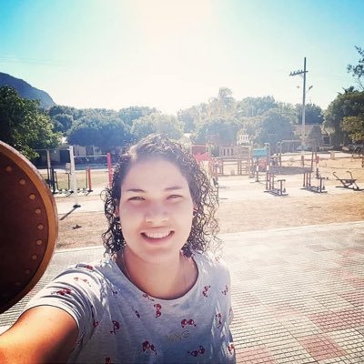 valeriaochoafr's profile picture. 