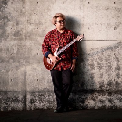 札幌でGuitarist/Composerとして活動してます。【あかりとうめP】@akari_umepでも活動中。楽曲提供・演奏依頼などはDM等でお願いします。シャングリラグループ(@ShangriLa1101)運営