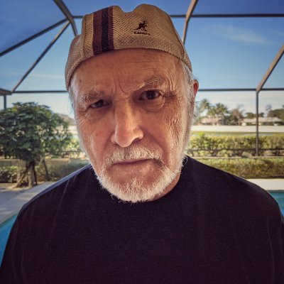 Crypto Analyst, Esports #CSGO Dreamhack 2019 Senior Champ at age 80 ✨
#Web3, Gaming, Art, #crypto keeps me young 🚀