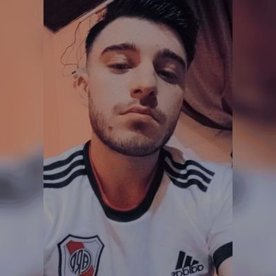 Ezequie10681223's profile picture. Buscando al amor de mi vida