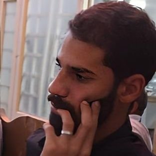 mhmdalshawy19's profile picture. فإني وإن كنتُ الأخيرَ زمانَهُ
لآتٍ بما لم تستطعهُ الأوائلُ