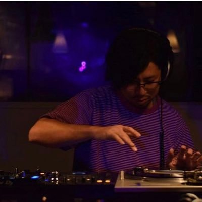 ごちゃ混ぜ垢 dj活動再開！メインはレコードでジャンルは techno house。服やスニーカーも大好き。ゲームもやっててps5でff14やっております( ˊ̱˂˃ˋ̱ )