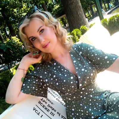 MimaBond99's profile picture. 