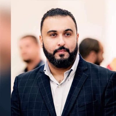 لا يغرنك إرتقاء السهل، إذا كان المنحدر وعراً.