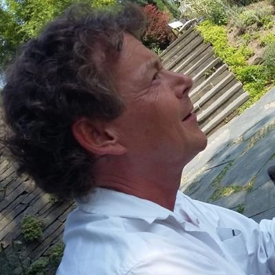 AlleweltHeiko's profile picture. @glasperlenspiel.bsky.social 

school comp. for Autistic and Emsoz children, Father of three, ❤️❤️❤️, he/him, E.A.Poe, Ch.Dickens, Miles Davis, Coltrane