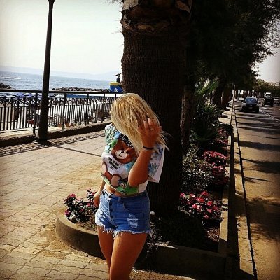 EstherMott9's profile picture. 