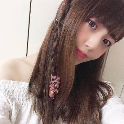 cosme59632956's profile picture. 旦那に頼らない生き方を手に入れました❤
サイドビジネスに興味のあるかた仲良くしてもらえると嬉しいです💓
1日15分のスキマ時間でTwitterマーケティングの高額商材を今だけ無料配布中💎2分アンケートで5000円プレゼント(⋈◍＞◡＜◍)。✧♡