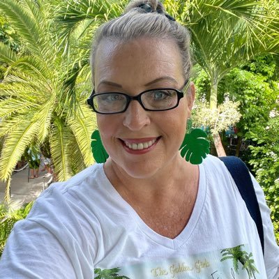 Metastatic Breast Cancer 10 year thriver Co lead of Mbc Travelers Co lead of Pink Warrior Angels Central Florida Chapter