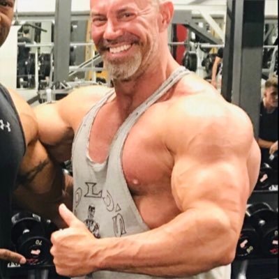 Crypto trader/USPA powerlifting record holder/fitness coach