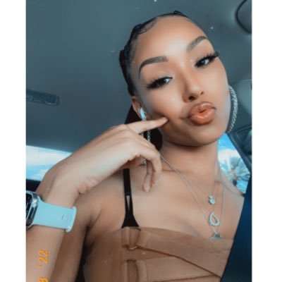 UCR👩🏽🔬Instagram@diamondfavors SnapChat@diamonddiamond