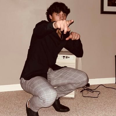 GavinoRamirez3's profile picture. St.dominic 2023. 17- hobby: Lifting