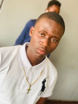 JeremieKizungu's profile picture. Mes études et mon travail