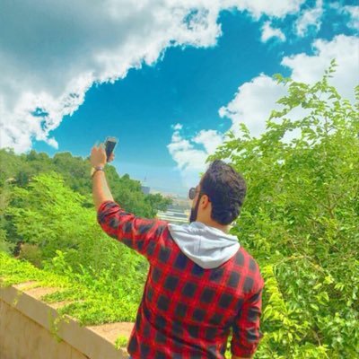 Ezel_7322's profile picture. استقيمي يا نفسُ ، فما نحنُ سوى جنائزَ مؤجلة تمشي على الارض