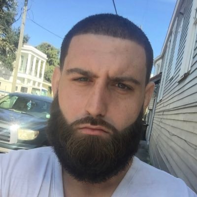 My name matthew im 31 got one beautiful daughter i like to chill wacth tv