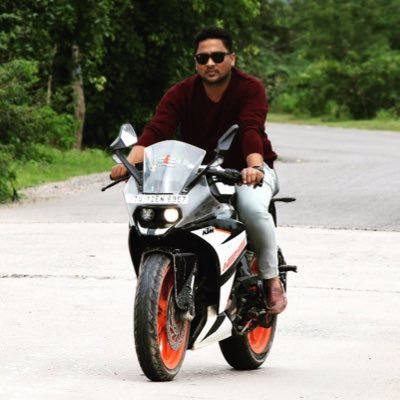 Area Business Manager At Mahindra Finance!!!!