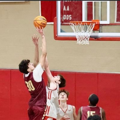 Insta: _gar_e_ *byng high school *gpa:3.7 *height:6’9 *Forward *C/O: 2024 https://t.co/9hgXNz8lLB