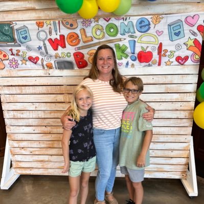 🍎4th grade Teacher at Creekview Elementary TISD