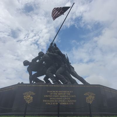 UsmcVi's profile picture. Ugh im getting fat........Getting?? Grrrrrrr lol