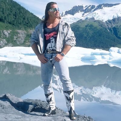 CMDever's profile picture. Back into #TheHobby. PC Pat Tillman, King Henry, Detroit Teams, TN Titans, and funding the habit... Learning and loving soccer #NMWSL  Proud to #TTBN #TitanUp