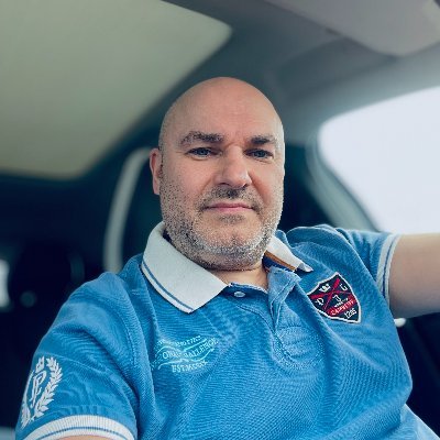 Krzyszof1974's profile picture. Z założenia obiektywny (bez legitymacji partyjnej) obserwator otaczającej Nas rzeczywistosci. Lepiej być chamem niż idiotą...