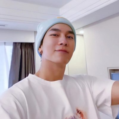 MoonMew_twt's profile picture. FAN ACC 💜🐼🏳️‍🌈🐰🦁 #bts #MewSuppasit #XiaoZhan #WangYibo *If you leave out the gender you'll have a much broader viewpoint*Thara 🌈