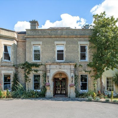 Stunning manor hotel in Bedfordshire. Available for wedding ceremonies, receptions, conferences, christenings, life celebrations & Christmas parties