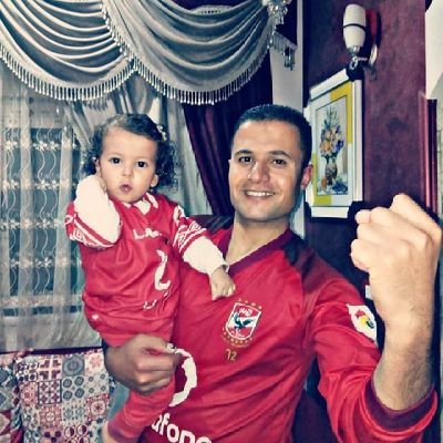 # الأهلي _اسمي _وعنواني🦅🦅🦅
البطولات للنادى _ الاحتراف للعيبه _ الانتماء للجمهور
فليذهب من يذهب والكيان باقي انت لنا ونحن لك
#شعبك