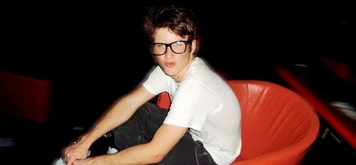 Eu não sou um idiota qualquer. Eu sou O idiota qualquer ;) Um gaúcho dos piores, garanto.