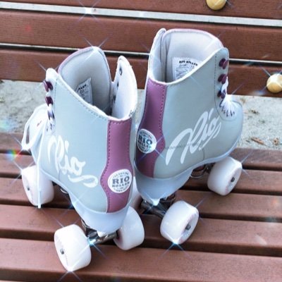 rolling_rwo's profile picture. ローラースケート始めました⭐︎
ローラースケート好きな方と繋がりたいです(*^^*) 
Twitterもスケートも初心者ですので失礼があったらすいませんm(__)m
【YouTube】も始めました(≧∀≦)
https://t.co/g8QMiGtE5J