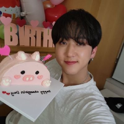 Nina9206's profile picture. Historia 

CatLove

SKZ❤️


2PM🖤


TS💚